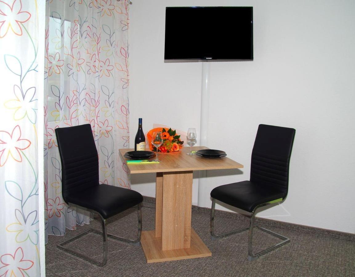 Ferienwohnung In Kempten Am Stadtweiher Exterior photo